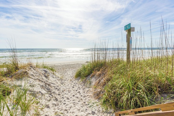 Condo (2 Bedrooms) | Property amenity