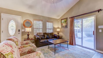 Rumah (2 Bedrooms) | Fasilitas properti