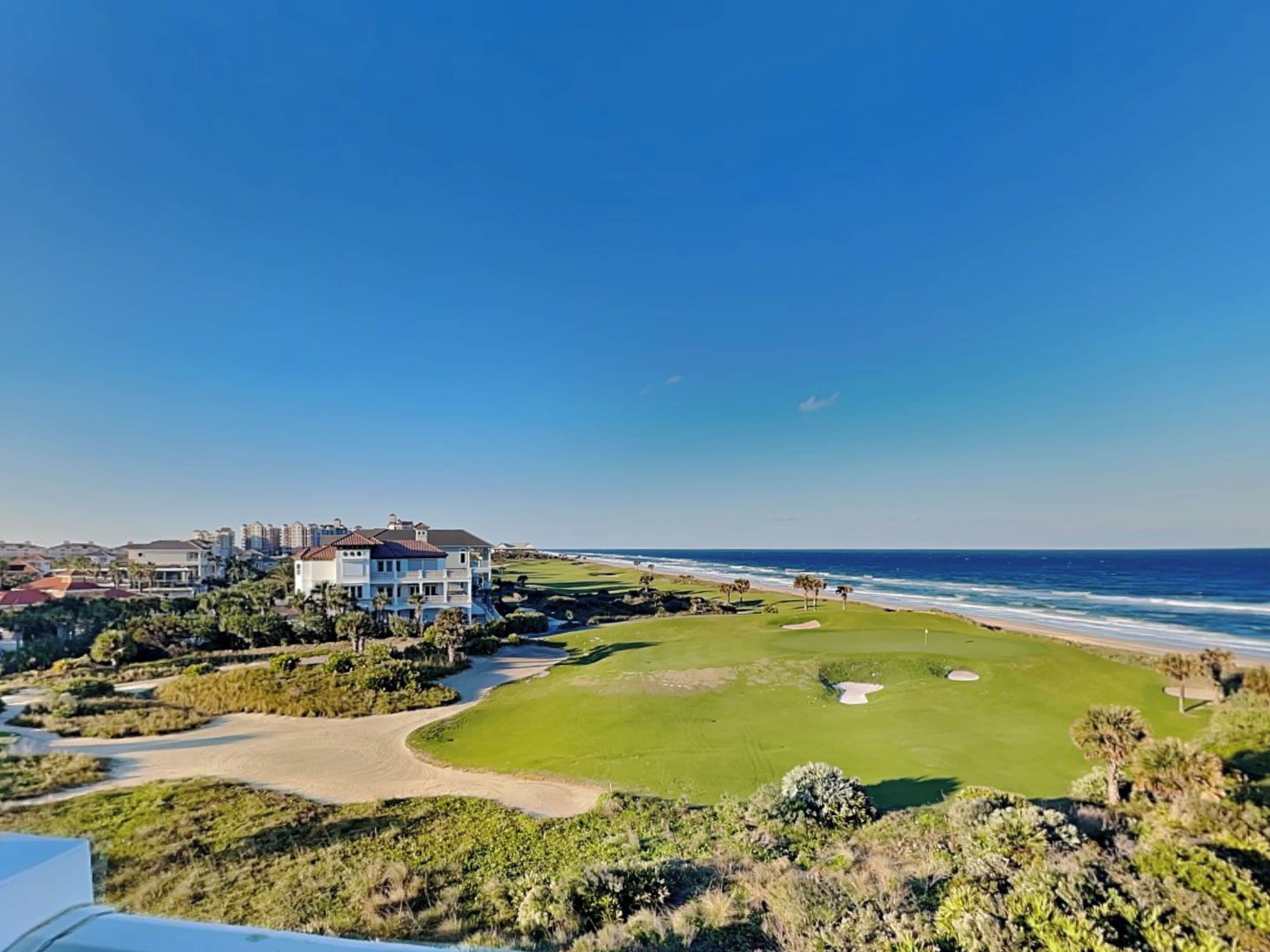Condo (3 Bedrooms) | Property amenity
