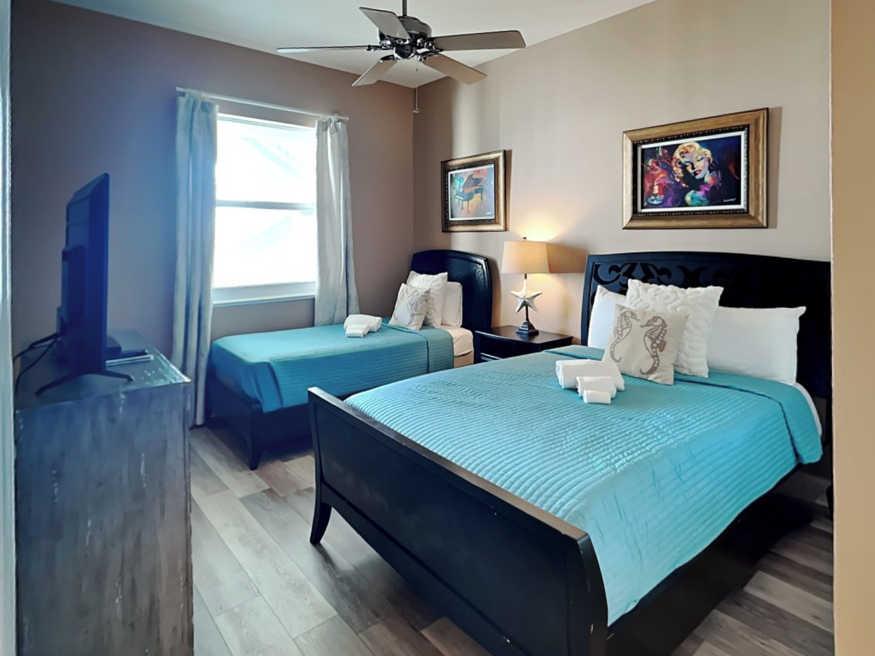 Condo (#452 - No Pets)