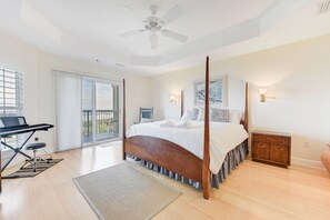 Condo (Bella Mar 202)