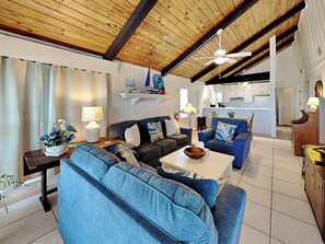 House (3 Bedrooms) | Property amenity