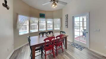 House (3 Bedrooms) | Property amenity