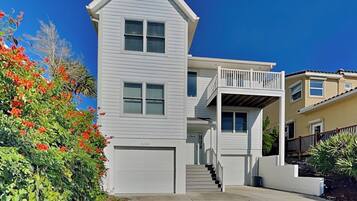 House (4 Bedrooms) | Property amenity