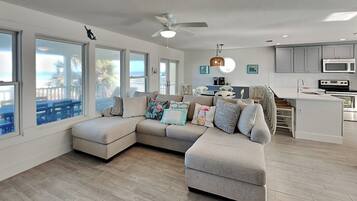 House (4 Bedrooms) | Property amenity