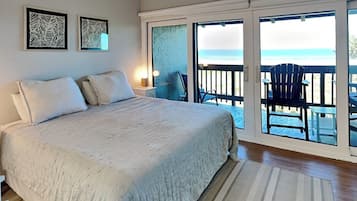 Condo (2 Bedrooms) | Property amenity