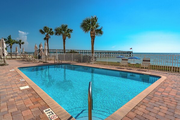 Condo (3 Bedrooms) | Kemudahan hartanah