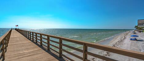 Condo (3 Bedrooms) | Servicio de la propiedad