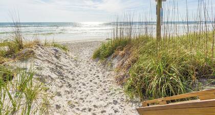 Jacksonville Sea Spray 2B by Distinctive Beach Rentals