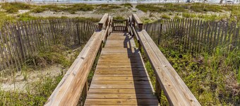 Sea Urchin 39 by Distinctive Beach Rentals