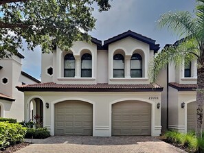 House (4 Bedrooms) | Property amenity