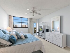 2 bedrooms, individually decorated, individually furnished, free WiFi