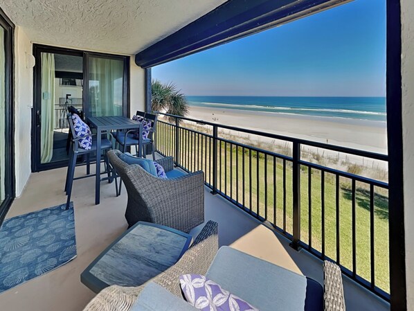 Condo (3 Bedrooms) | Property amenity