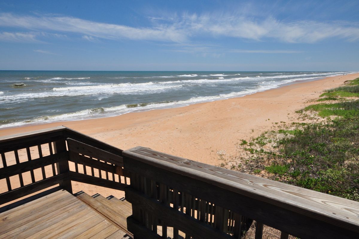 Condo (3 Bedrooms) | Property amenity