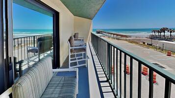 Condo (1 Bedroom) | Kemudahan hartanah