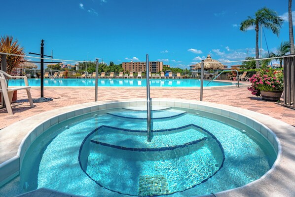 Condo (2 Bedrooms) | Servicio de la propiedad