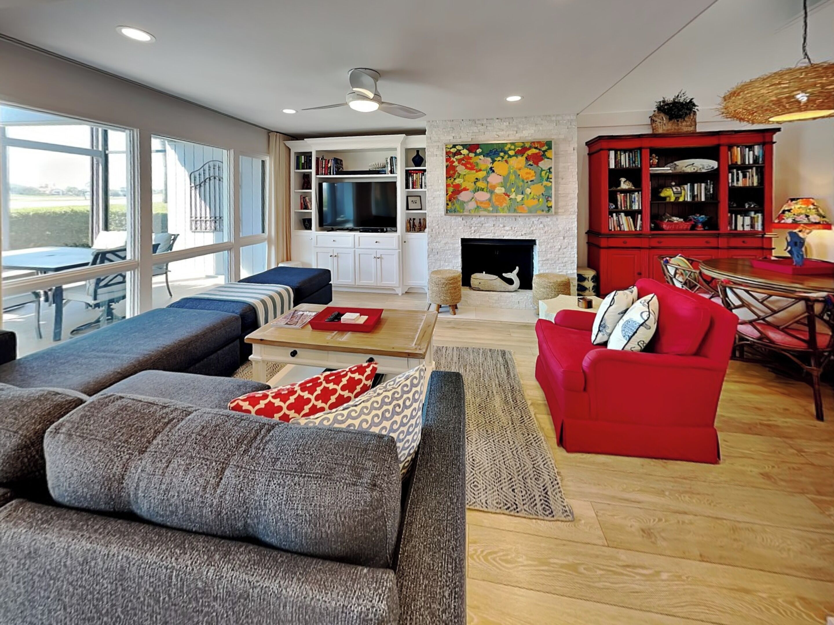 Condo (4 Bedrooms) | Servicio de la propiedad