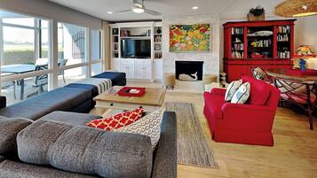 Condo (4 Bedrooms) | Servicio de la propiedad