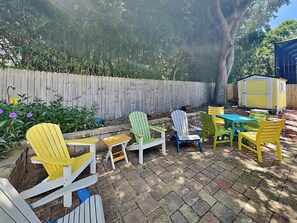 House (3 Bedrooms) | Property amenity - Sun Kissed Cottage by Distinctive Beach Rentals (St. Augustine)