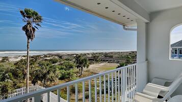 House (6 Bedrooms) | Property amenity