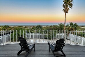 House (6 Bedrooms) | Front of property - Windswept Sands by Vtrips (St. Augustine)