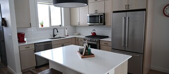 Designer Cottage Near Montana State University