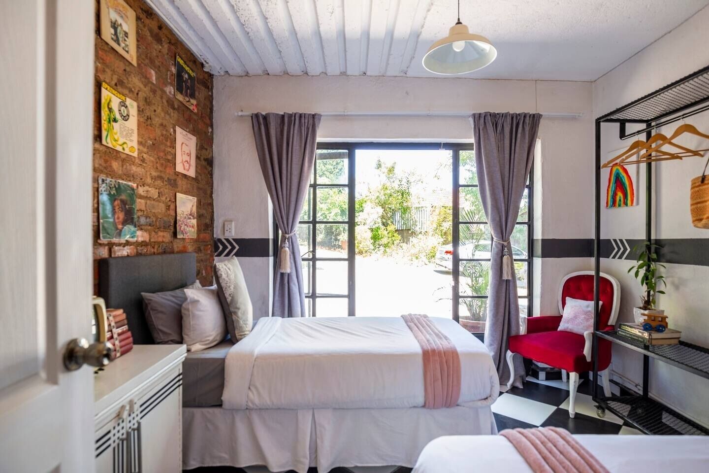 Apartment, 2 Bedrooms, Accessible, Smoking | 2 bedrooms