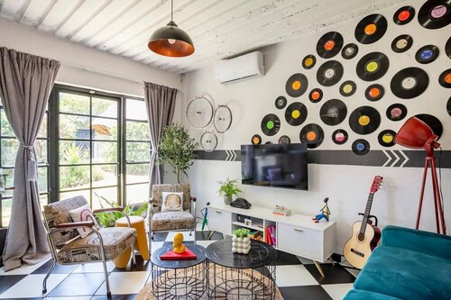 Retro-vintage New Yorker Apartment in Centurion