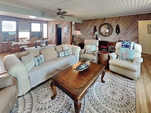 House (2 Bedrooms) | Property amenity