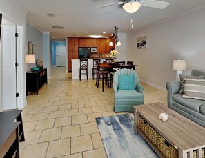 Condo (3 Bedrooms) | Property amenity