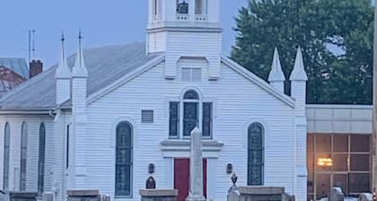 New studio conveniently located in town of Luray.
