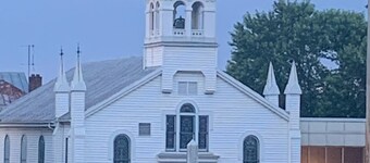 New studio conveniently located in town of Luray.