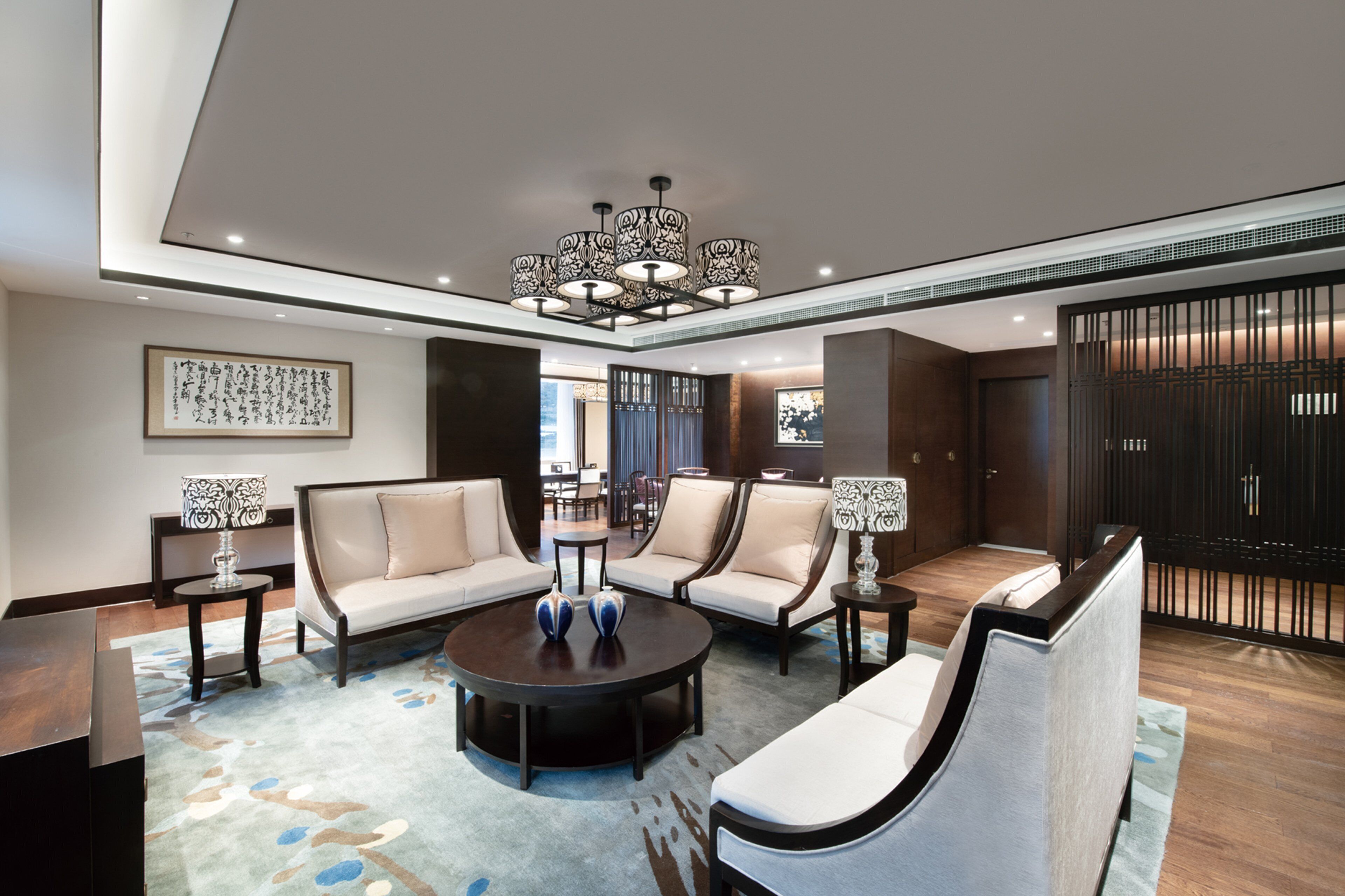 Blackout drapes, free WiFi, bed sheets