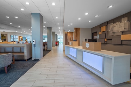 Exterior. Holiday Inn Express & Suites Wildwood The Villages by IHG