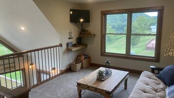 TV connectée, cheminée, jeux vidéo