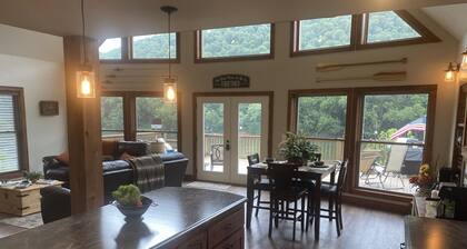 Home on White River- Fishing - Private Boat Ramp - Awesome Location