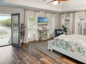 6 bedrooms, iron/ironing board, travel crib, WiFi
