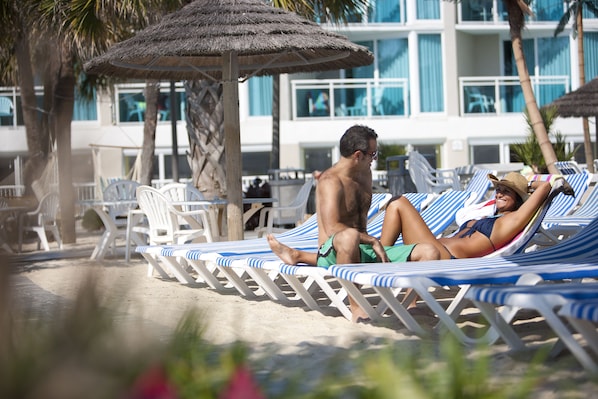 Property grounds - Gorgeous Ocean View Modern 2 Bedroom Condo w/ Access to Resort Amenities (Myrtle Beach)