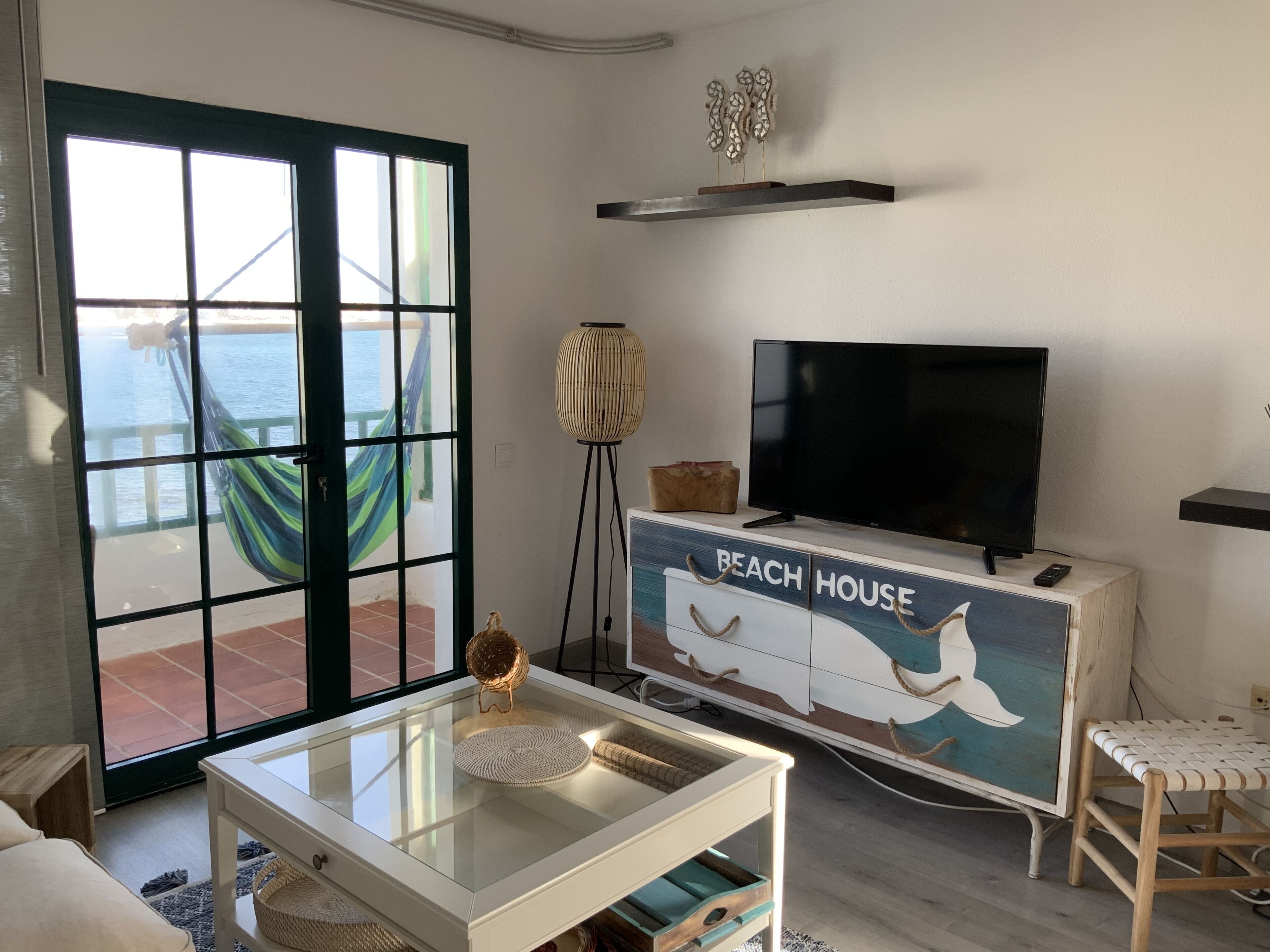 Televisio, työhuone