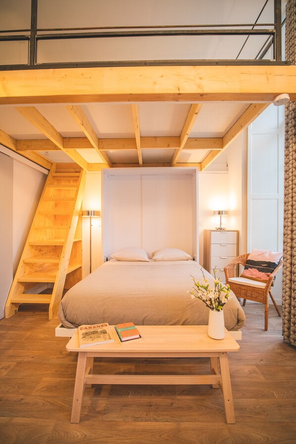 1 bedroom, iron/ironing board, free WiFi, bed sheets