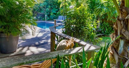 Atemoya lodges. Swimming pool, beach 400 m., Fleur de Canne (2/4p) A/C, pool, garden, beach 400m