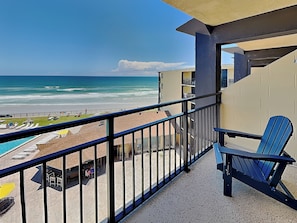Condo (1 Bedroom) | Property amenity