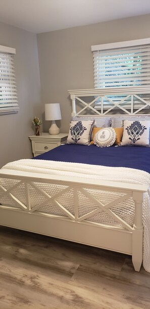 1 camera, una scrivania, ferro/asse da stiro, Wi-Fi gratuito