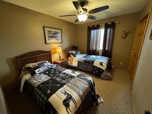 3 bedrooms, free WiFi, bed sheets
