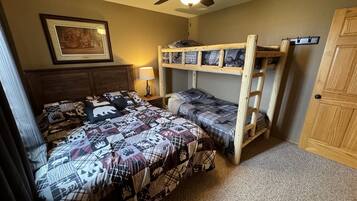 3 soverom, internettilgang og sengetøy