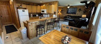 40 Creek Lodge South at Waubay Lake