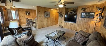 40 Creek Lodge South at Waubay Lake