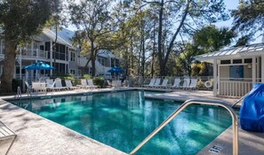 Outdoor pool - Westin beach and pool included, Villa overlooks pool with gas grill access. (Hilton Head Island)