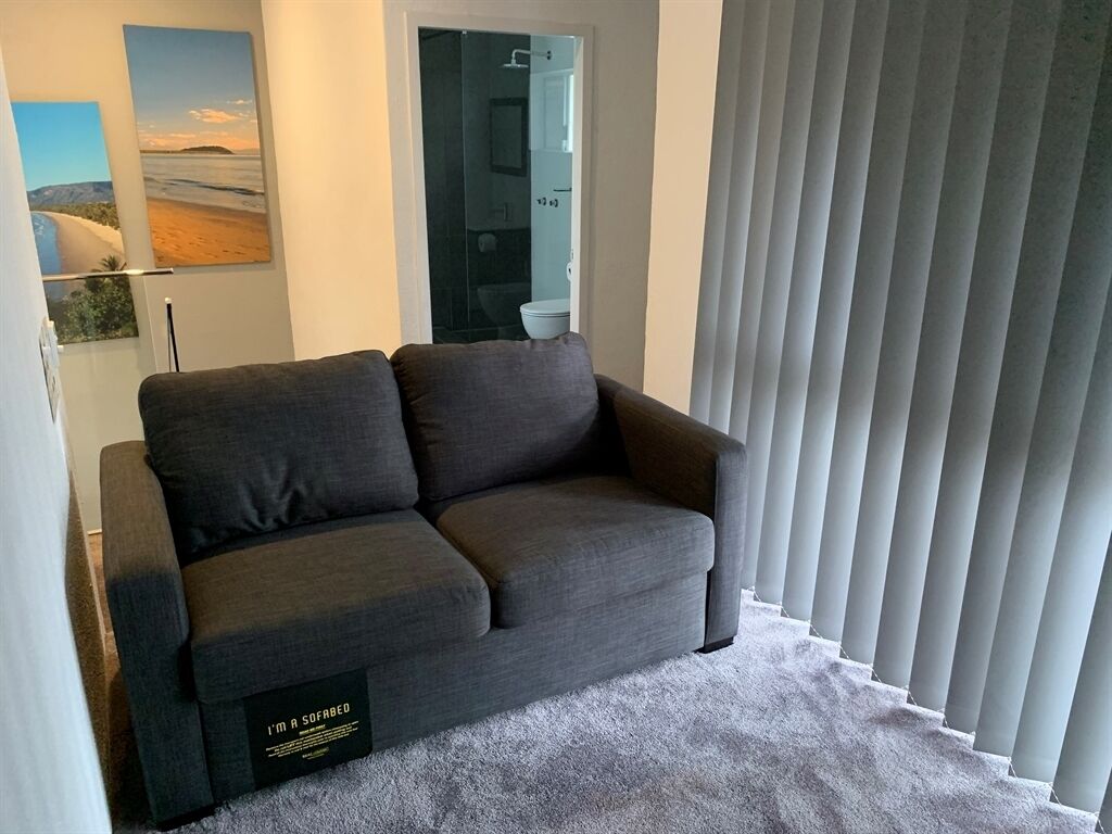 Luxuriously appointed, wifi, gym access