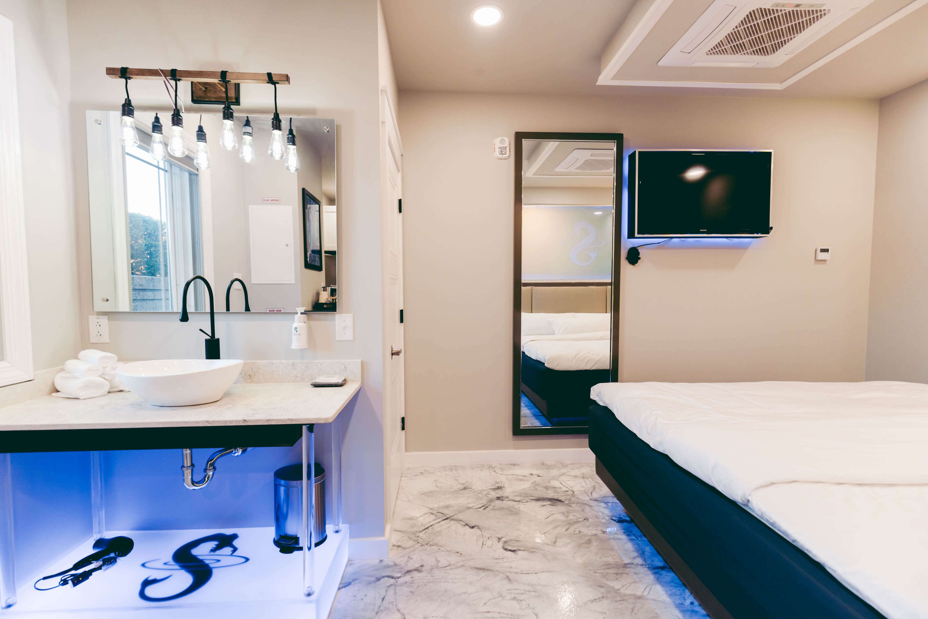 junior studio suite | 1 bedroom, egyptian cotton sheets, premium bedding, down duvets